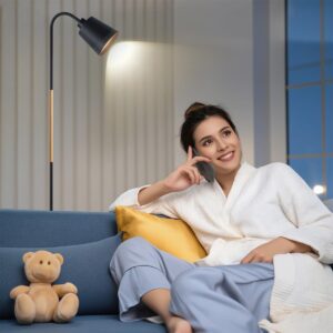Luminária de Piso com Pescoço Flexível – 160cm de Altura 110V-220V– Base Pesada em Metal – Interruptor no Cabo – Lâmpada 5W Inclusa – Para Quarto, Sala ou Escritório – Cor Preta (Preto) - Imagem 7