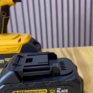 Parafusadeira Furadeira De Impacto The Black Tools Profissional TB-21PX 2 Baterias Com Maleta 60Hz Amarelo - Imagem 2