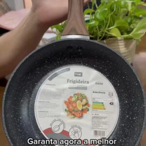 Frigideira Antiaderente Cerâmica 20cm Indução Gás Fogão Cabo Madeira Resistente Alta Temperatura - Era Home Decor - Imagem 2