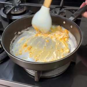 Frigideira Cerâmica 24cm Grande Premium Antiaderente Fogão Cooktop Indução Gás Elétrico Panela Frita Sem Óleo Não Gruda - Imagem 2