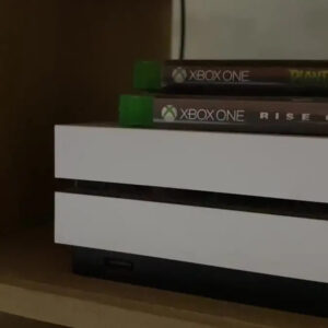 Microsoft Xbox One S 1TB Standard cor branco 2017 - Imagem 2