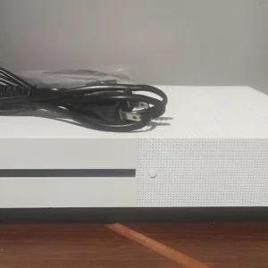Microsoft Xbox One S 1TB Standard cor branco 2017 - Imagem 4