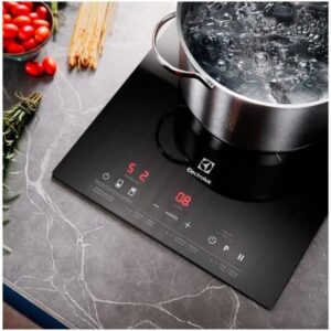 Cooktop 2 Bocas Indução Electrolux Vitrocerâmico Touch Preto Acendimento Automático IE3LP - Imagem 3