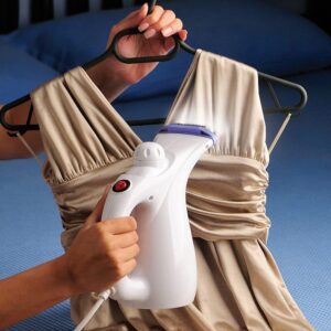 Passadeira a Vapor Cadence Lisser | 220V - Imagem 4