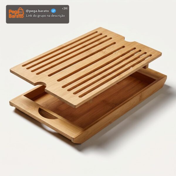Tábua de Corte Bambu com Migalheira e Bandeja 4 em 1 | Bambu natural prensado, sulco coletor de migalhas, alças laterais, uso como fruteira ou suporte de panela, 36,8x22 cm