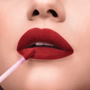 Batom Líquido Eudora Niina Secrets Skinny Matte, Vermelho Hibisco | 5Ml - Imagem 4
