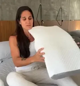 Travesseiro Cervical Nasa - Coluna Relax - Carvão Ativado Cor branco e cinza - Imagem 27