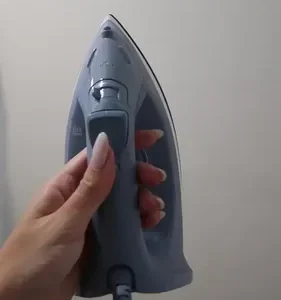 Ferro de Passar Seco e Vapor Electrolux Efficient Base antiaderente Vapor Vertical Extra 1200W de Potência Cabo 1,35m ESI10 - Imagem 2