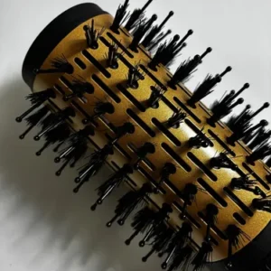 Escova Modeladora Rotativa Britânia Ber20pd 3 Temperaturas Cor Preto e Dourado - Imagem 9