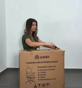 Cadeira De Escritório Ergonômica Mônaco Bt07 Luvinco Malha Respirável Com Suporte Lombar Adaptável Apoio Para Pés Retrátil Encosto Ajustável Seis Posições Cor Preta Suporta 200kg - Imagem 2