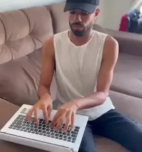 Teclado com fio USB Logitech K120 com Layout ABNT2 - Imagem 2