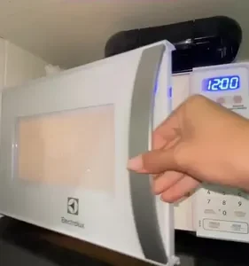 Micro-ondas Electrolux 20l Branco MTO30 - Imagem 10