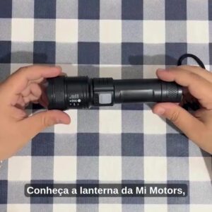 Lanterna Militar Tatica LED CREE Mais Forte do Mundo Ultra Potente 1Km Zoom Alto Brilho Resistente Agua Sitio Fazenda Brielli Home - Imagem 2