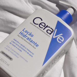 Loção Hidratante Corporal Sem Perfume, com Ceramidas Essenciais e Ácido Hialurônico, Textura Fluida CeraVe 473ml - Imagem 2