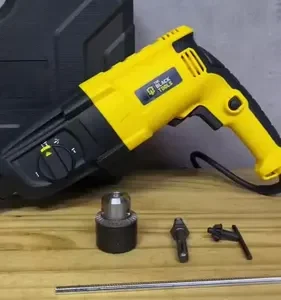 Martelete Perfurador Rompedor Professional 26mm 900w Sds Plus 3j Com Maleta E Acessorios Trm-3000 The Black Tools - Imagem 2