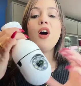Câmera Lâmpada De Segurança Wifi Ip App Yoosee Visão Noturna - Imagem 2