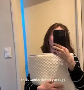 Travesseiro Cervical Nasa - Coluna Relax - Carvão Ativado Cor branco e cinza - Imagem 38
