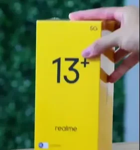 Smartphone Realme 13+ 5g Dual Sim 256 Gb Dourado 8 Gb Ram Nfc Victory Gold - Imagem 2