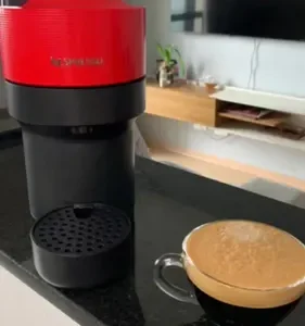 Cafeteira Nespresso Vertuo Pop Vermelho Pimenta - Imagem 2