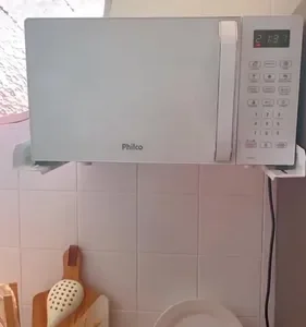 Micro-ondas Philco 20L Branco Pintura Limpa Fácil PMO23B - Imagem 15