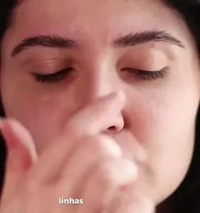 Creme Facial Anti-idade, com PRO-XYLANE e Ácido Hialurônico, Corrige Rugas e Flacidez, Revitalift Laser X3 L'Oréal Paris 50ml - Imagem 2