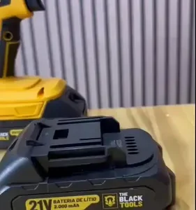 Parafusadeira Furadeira De Impacto The Black Tools Profissional TB-21PX 2 Baterias Com Maleta 60Hz Amarelo - Imagem 2