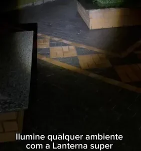 Lanterna Tática Militar T9 Mais Forte do Mundo Led Super Potente Zoom Telescópico Recarregável Aluminio Resistente Água Poeira Sitio Fazenda Uniled - Imagem 10