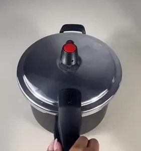 Panela De Pressão 4,5 Litros Antiaderente Fechamento Externo - Imagem 13