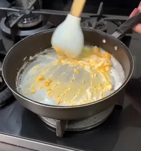 Frigideira Cerâmica 24cm Grande Premium Antiaderente Fogão Cooktop Indução Elétrico Gás Panela Frita Sem Óleo Não Gruda - Imagem 2