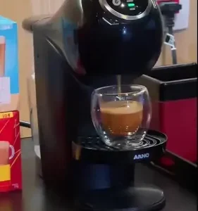 Cafeteira Nescafé Dolce Gusto Arno Genio S Plus Dgs2 Preta Cor Preto - Imagem 9