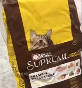 Ração Quatree Supreme Gatos Castrados Frango 10.1kg - Imagem 2