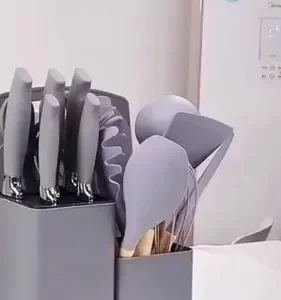 Kit 19 Utensílios Para Cozinha Com Tábua E Espátula Rosa - Imagem 2