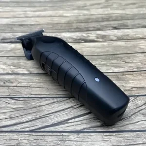 Máquina de Cortar Cabelo Kemei KM-2299 Sem Fio, para Acabamento Profissional - Imagem 4