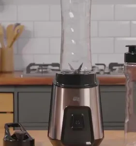 Liquidificador Portátil Wap Blender Go Wbg600 700ml Com 4 Lâminas Em Inox E Trava De Segurança - Imagem 2