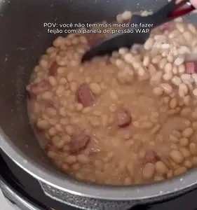 Panela de Pressão Elétrica WAP Wppe2 5 Llitro Antiaderente 900W Inox e Preta - Imagem 2