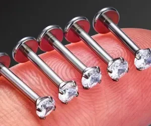 Kit Piercing Tragus Cartilagem Titânio Zircônia Antialérgico 6x3mm - Imagem 6