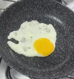 Frigideira Cerâmica Antiaderente Grande 24cm Para Fogão A Gás Indução Cooktop Panela Frita Sem Óleo Não Gruda Profissional Moderna Mix - Imagem 2