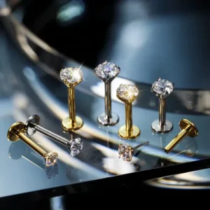 Piercing Labret Titânio Push Pin Ponto De Luz Cravejado Pvd - Imagem 8