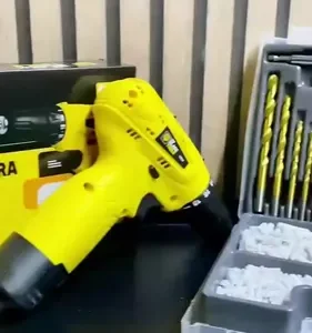 Parafusadeira Furadeira 3/8 A Bateria Tb12a The Black Tools Jogo Brocas E Buchas 300 Peças - Imagem 13