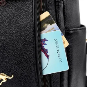 Bolsa Feminina Mochila De Ombro Tiracolo De Couro Ecológico - Imagem 9