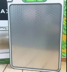 Tábua de Corte Higiênica Relimax Antiderrapante, de Inox, com Canaleta e Afiador para Carnes e Legumes - Imagem 10