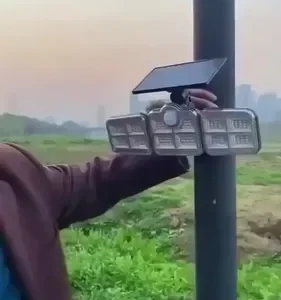 Refletor Solar Led 3 Cabeças Ajustavel Sensor Movimento 50w - Imagem 2