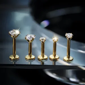 Piercing Labret Titânio Push Pin Ponto De Luz Cravejado Pvd - Imagem 7