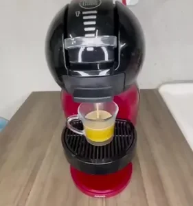 Cafeteira Nescafé Dolce Gusto Mini Me Vermelha e Preta - Imagem 2