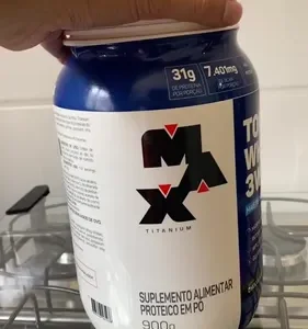 Top Whey 3w Mais Performance 900g Max Titanium Whey Concentrado Sabor Morango - Imagem 2