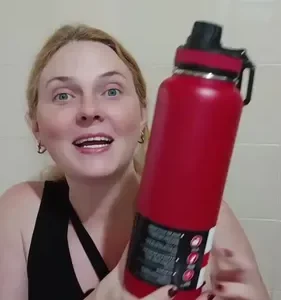 1000ml Garrafa Térmica Isolada A Vácuo Squeeze Aço Inox 304 para Água Gelada Esporte Academia com Alça e Bico Preto Sólar - Imagem 2