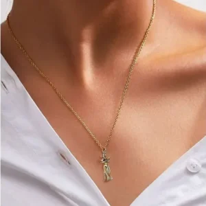 Colar Pingente Abraço Banhado Ouro 18k Caixa Presente Veludo - Imagem 4