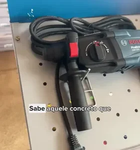 Martelo Rompedor Bosch Professional Gbh 220 Azul com 720W de Potência - Imagem 14