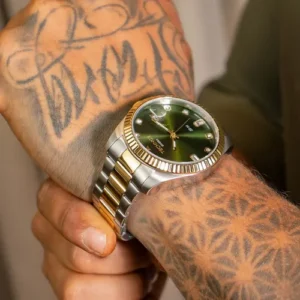 Relógio Technos Masculino Riviera Social Analógico Aço Cor da correia Misto Cor do bisel Dourado Cor do fundo Verde - Imagem 4