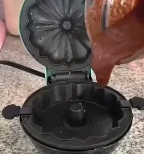 Mini Máquina De Bolo Bolinho Elétrica Portátil Pequena 110v - Imagem 15
